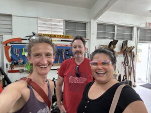 Photo of Jess and two innovative educators sharing ideas around storytelling.